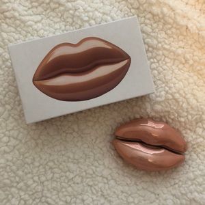 Kylie Jenner by KKW Fragrance “Nude Lips”